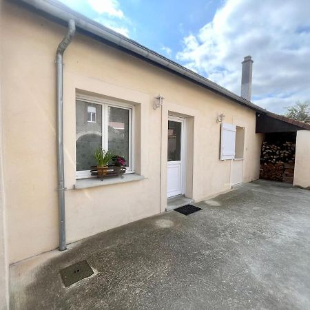 Le Retro Champlay Vila Exterior foto